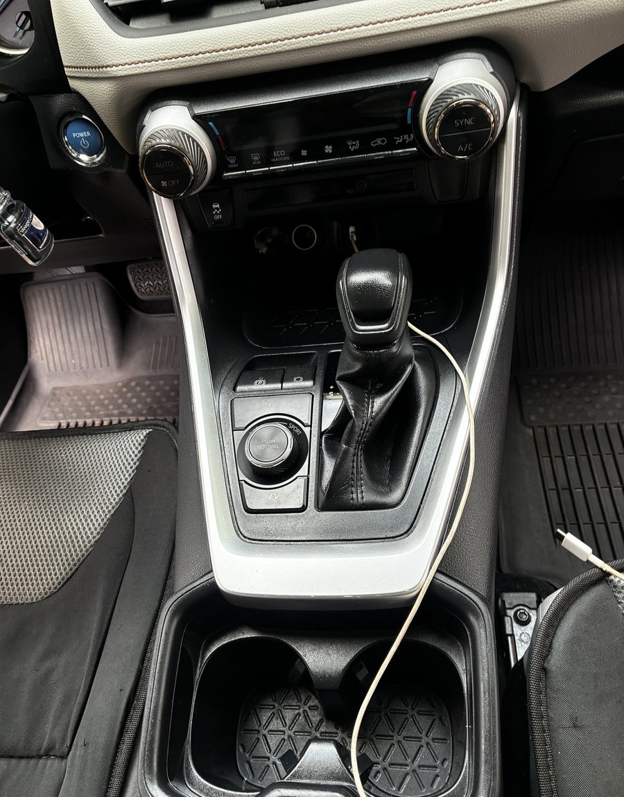 Detailed vehicle center console and gear shift, different angle